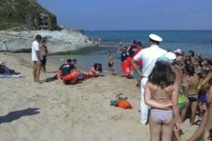 salvataggio spiaggia sardegna