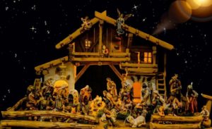 natale crocifisso gesù festività natalizie sassari sardegna fratelli d'italia