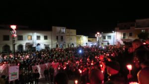 femminicidio fiaccolata sorso