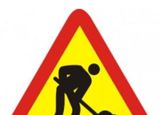 cartello lavori stradali città