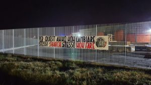 protesta contro i migranti sardegna