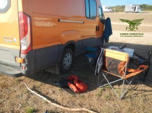 campeggio abusivo