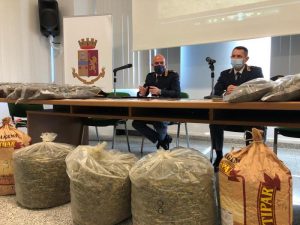 spaccio oristano arresti