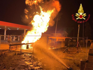 incendio distributore girasole