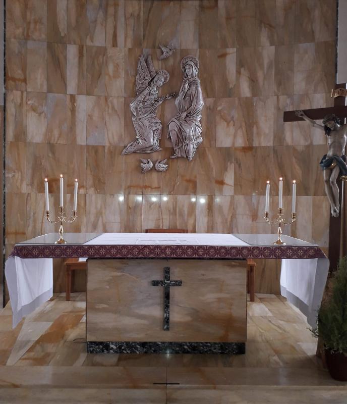 altare chiesa sassari