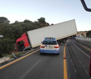 incidente stradale sardegna