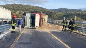 incidente stradale sulla 131