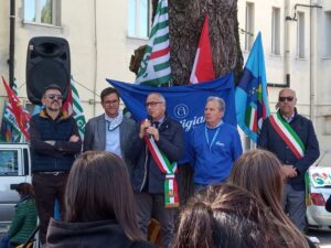 protesta all'ospedale di ozieri con il sindaco di sassari nanni campus e marco peralta