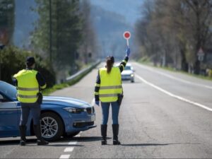 Polizia-posto-blocco2