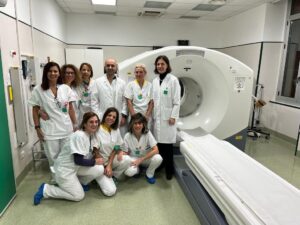 Medicina Nucleare staff e direttrice Angela Spanu a dex