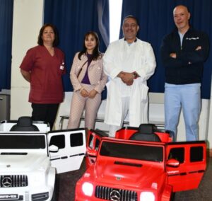 La consegna delle mini auto elettriche