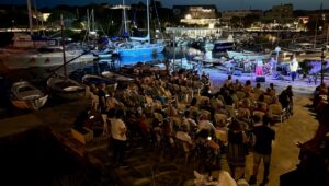Un concerto alle Vele di pietra